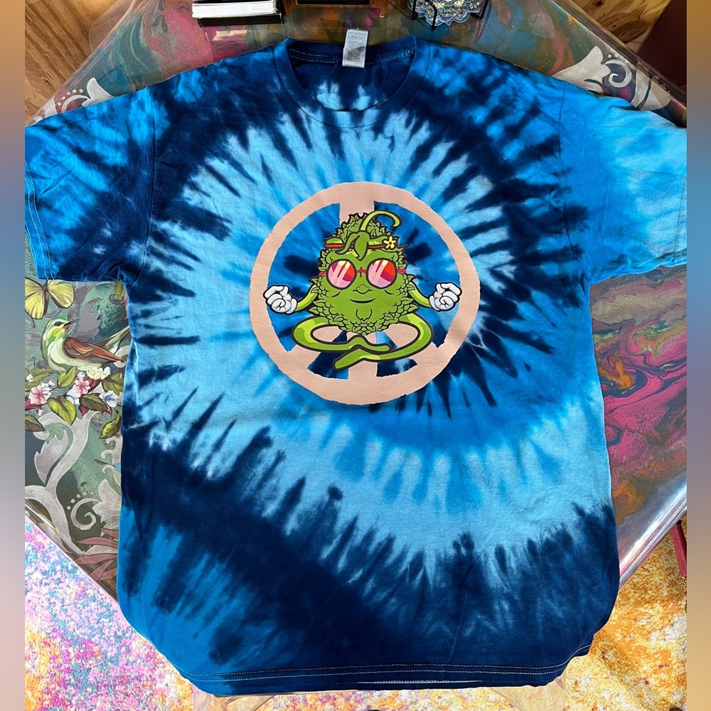 NEW Large Tie Dye Cool Bud shirt